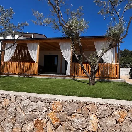 Πάρκο διακοπών Mobile Si Ace Village Twins With Pool, Croatia *
